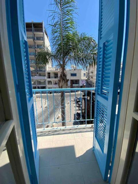 2 Bedroom Apt In Ermou 4 Minute Walk Beach Ларнака Экстерьер фото